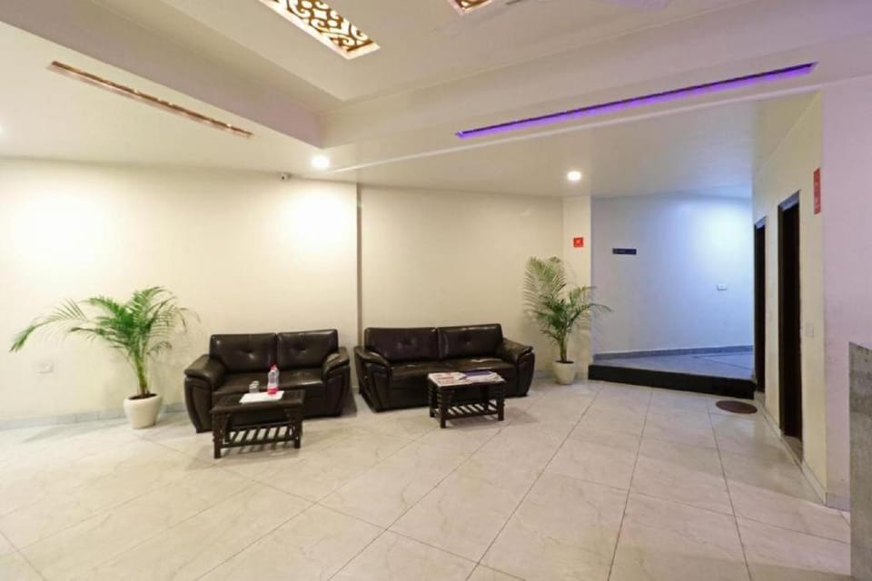 Airport Hotel Mayank Residency Hotel in New Delhi