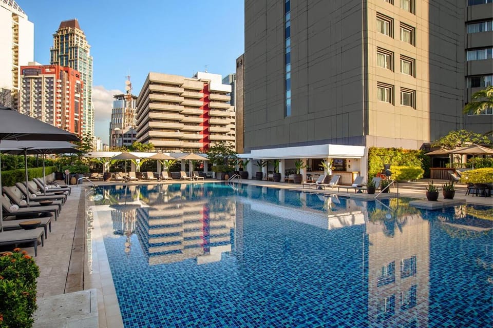 Makati Shangri-La, Manila Hotel in Pasay