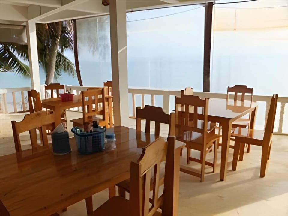 Jamaica Inn Koh Phangan Hotel in Ban Tai