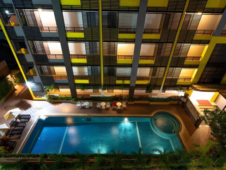 S.B Living Place Hotel in Wichit