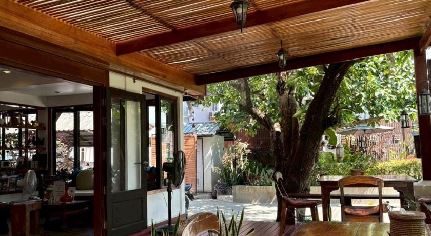 Yindee Stylish Guesthouse Bed and Breakfast in Chiang Mai