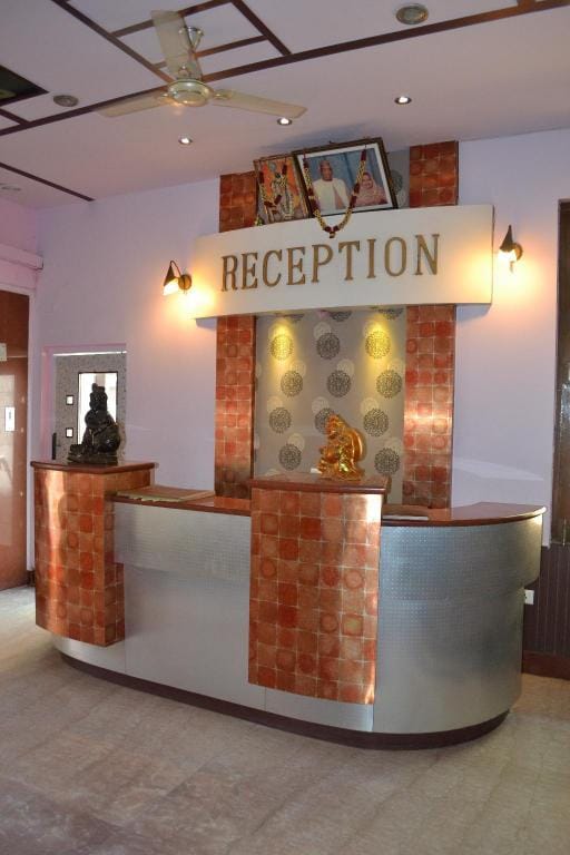 Hotel Sheel Gopal Vision Hotel in Uttar Pradesh