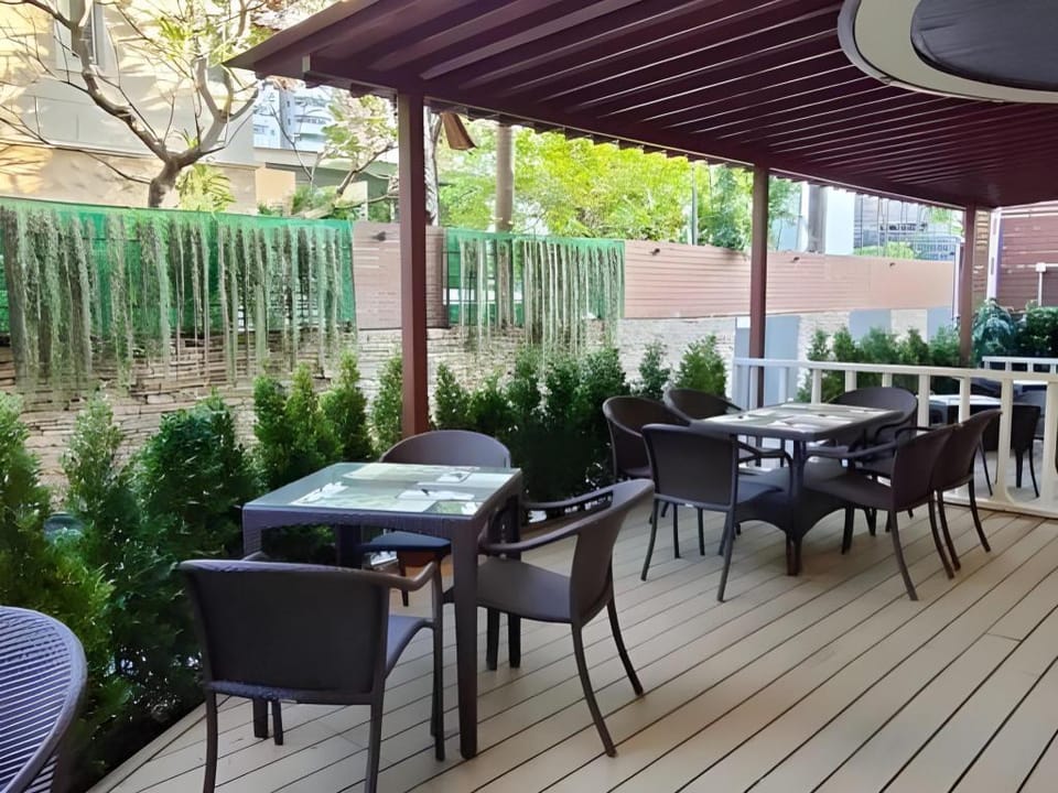 Lohas Residences Sukhumvit (SHA Plus) Hotel in Bangkok