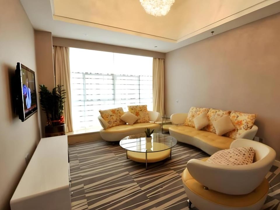 Days Hotel by Wyndham Shenzhen Sanlian Hotel in Shenzhen