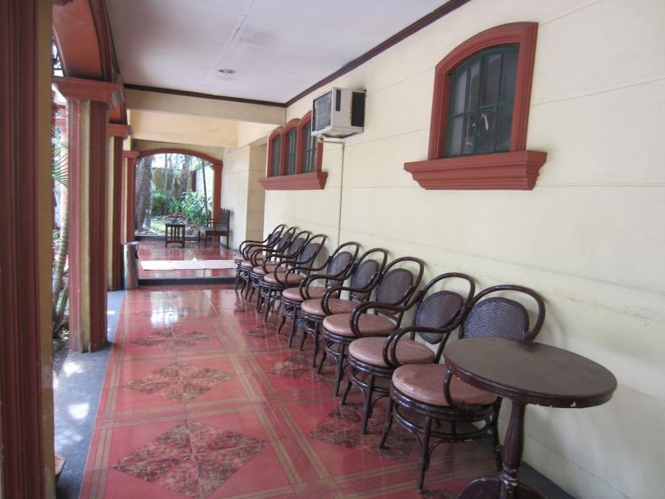 Regency Plaza Tourist Inn Apartment in Bacolod