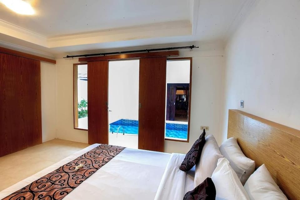 Lavender Villa and Spa Villa in Kuta