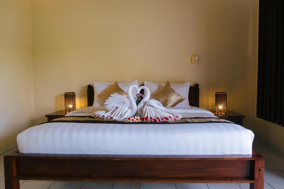 New Starlight Hotel Lovina Campground/ 
RV Resort in Buleleng