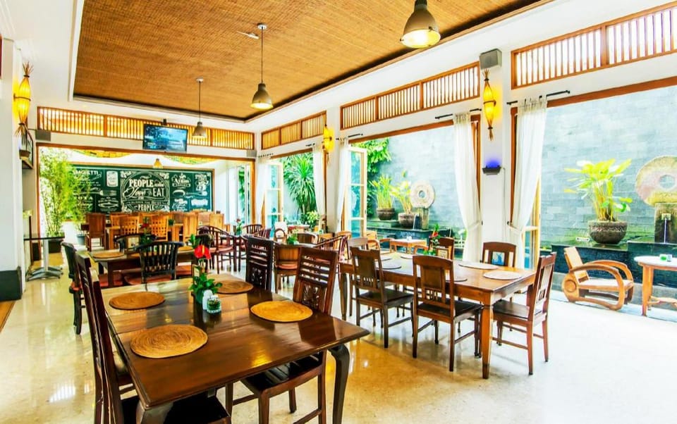 Villa Damar Hotel in Parongpong