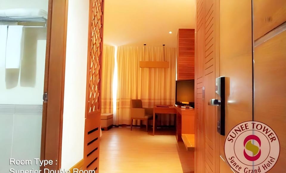Sunee Grand Hotel&Convention Center Hotel in Laos