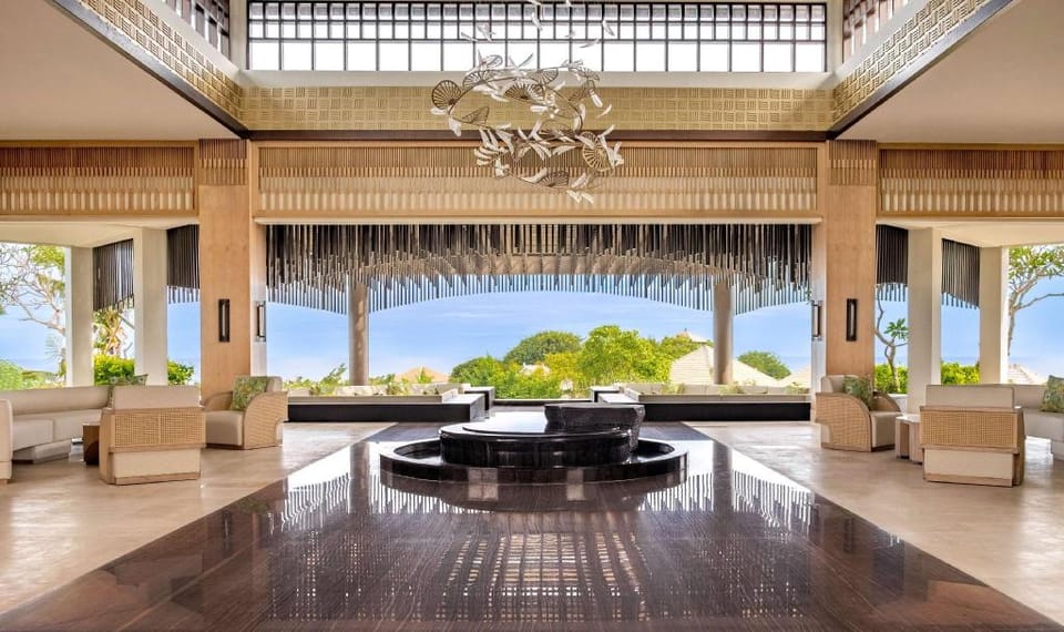 Umana Bali, LXR Hotels & Resorts. Resort in Bali