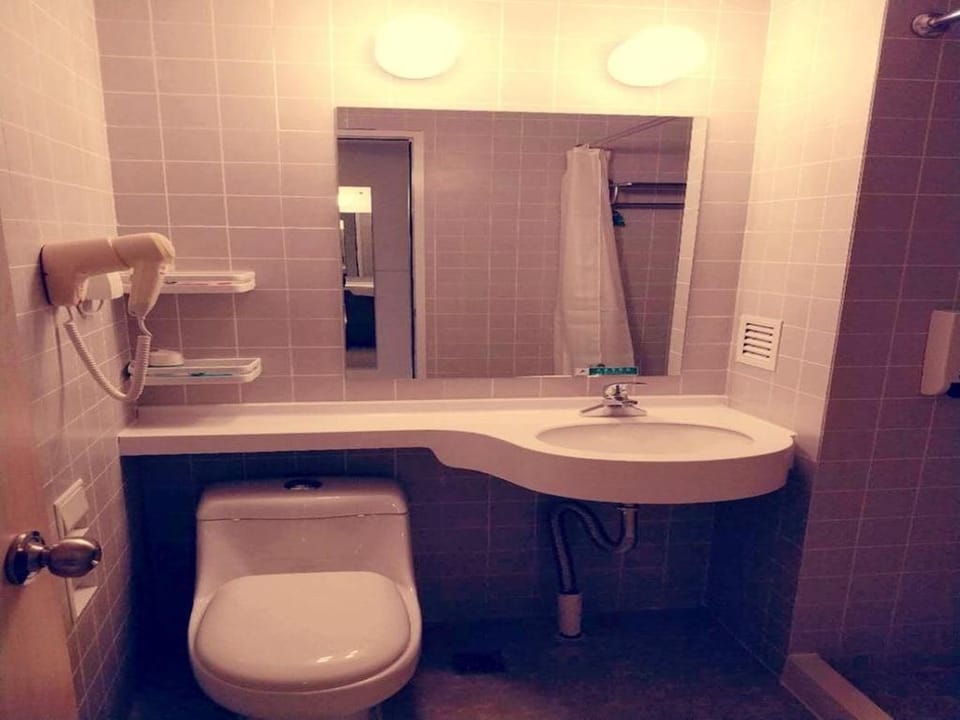 Jinjiang Inn Jinan Jingsanweiba Rd Hotel in Shandong
