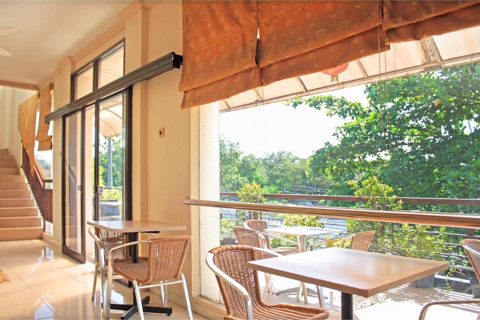 DPT 33 Budget Hotel Hotel in Surabaya