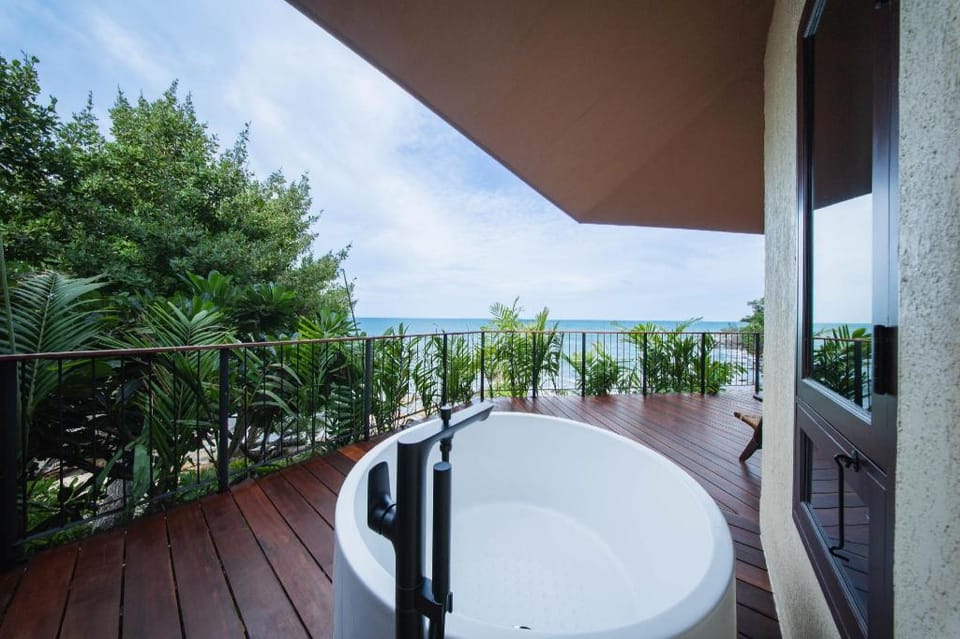 Kira Baya Koh Samed Resort in Phe