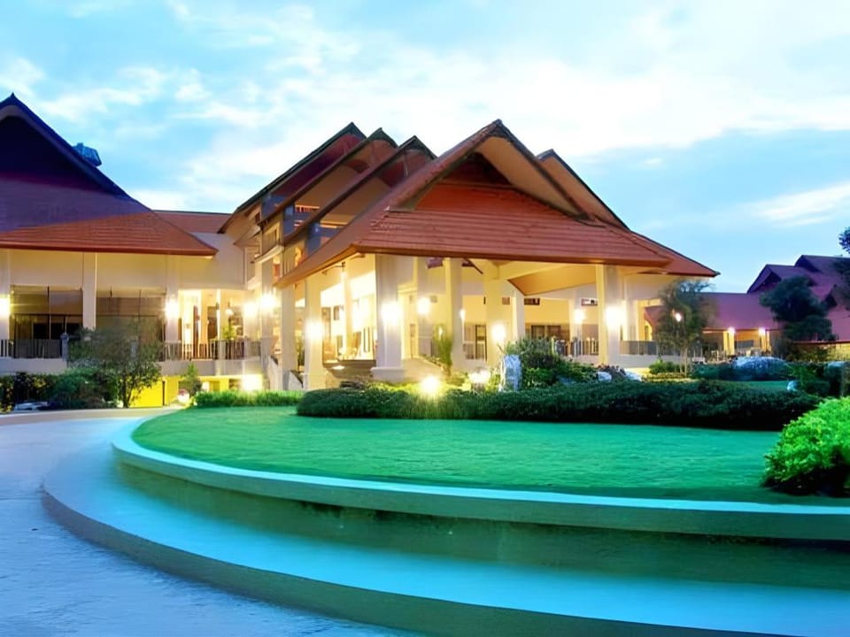 Aekpailin River Kwai Resort Hotel in Thailand