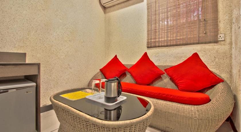 Hotel Sunshine Airport Hotel in Mumbai