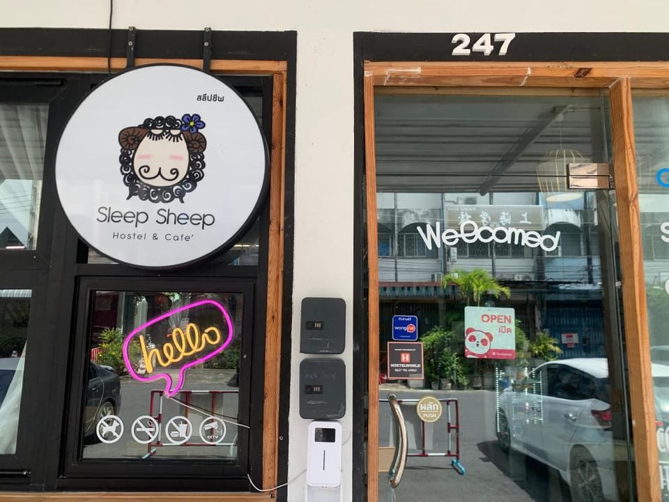 Sleep Sheep Phuket Hostel Hostel in Wichit