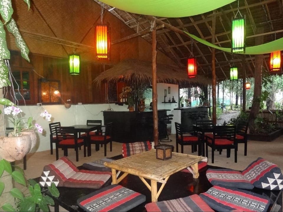 Papillon Bungalows Hotel in Sala Dan