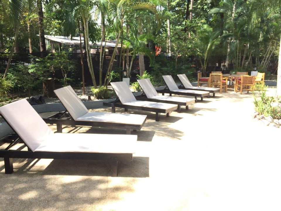 Papillon Bungalows Hotel in Sala Dan