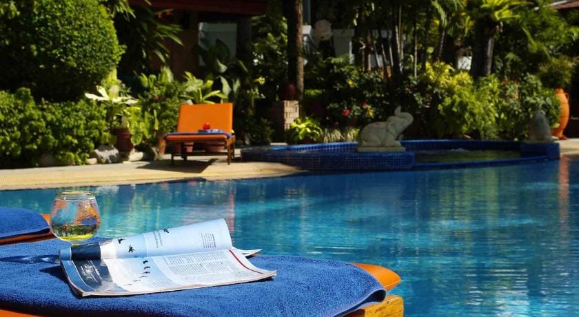 Safari Beach Hotel - SHA Extra Plus Hotel in Patong