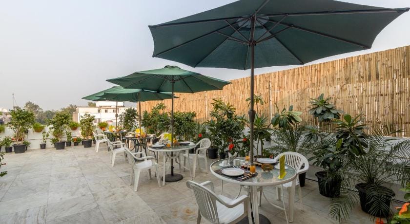 Colonel's Retreat Bed and Breakfast in New Delhi