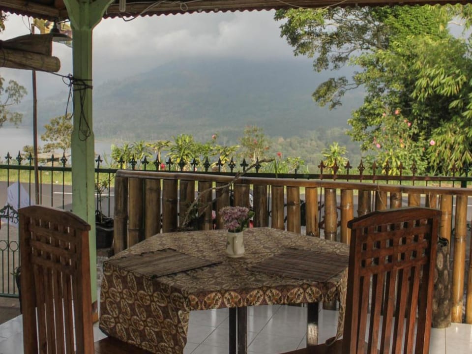 Bukit Kembar Guest House Hotel in Bali