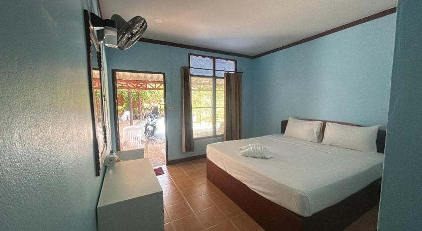Adam Bungalow Inn in Krabi Changwat