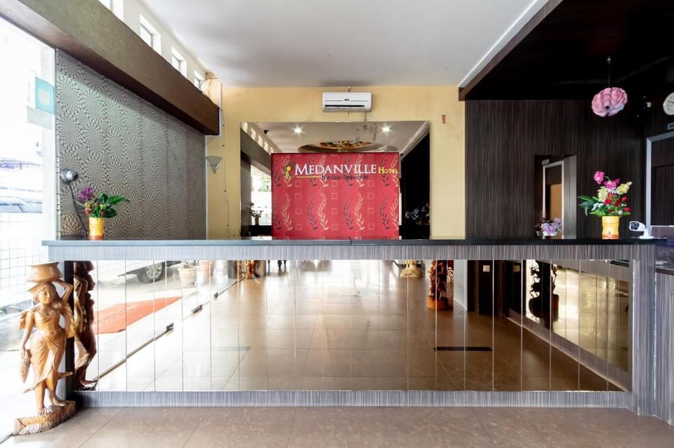 Capital O 2023 Medan Ville Hotel. Hotel in Indonesia