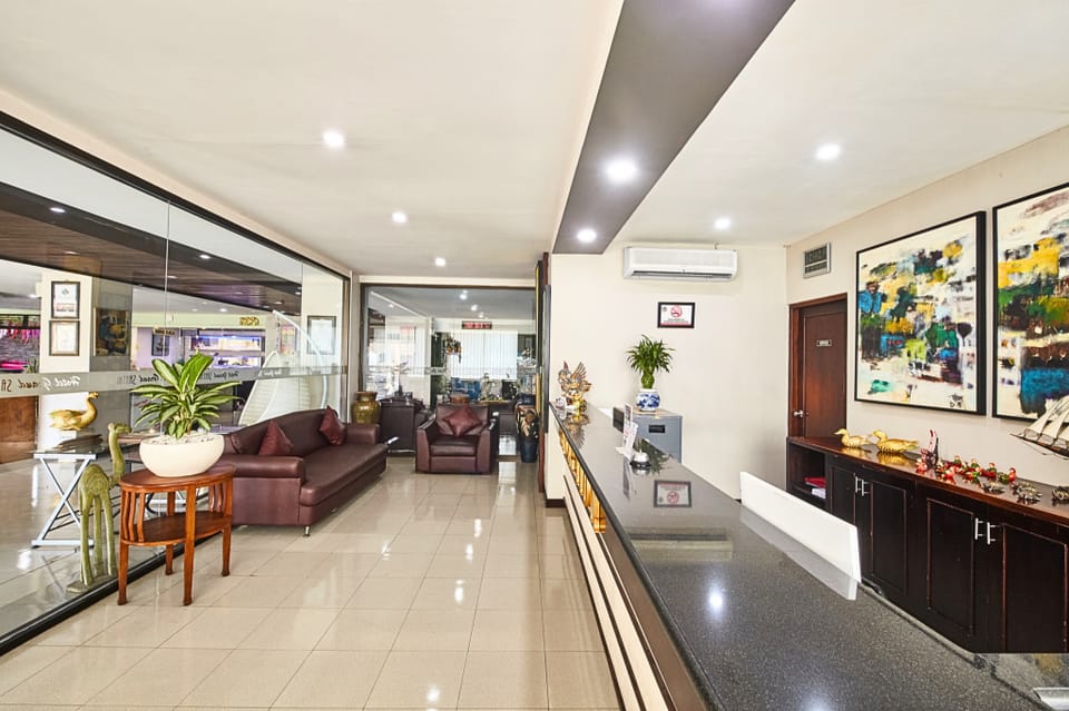 Grand Santhi Hotel Hotel in Denpasar