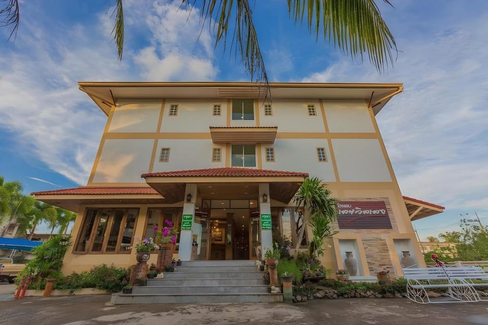 Loei Village Hotel in Laos