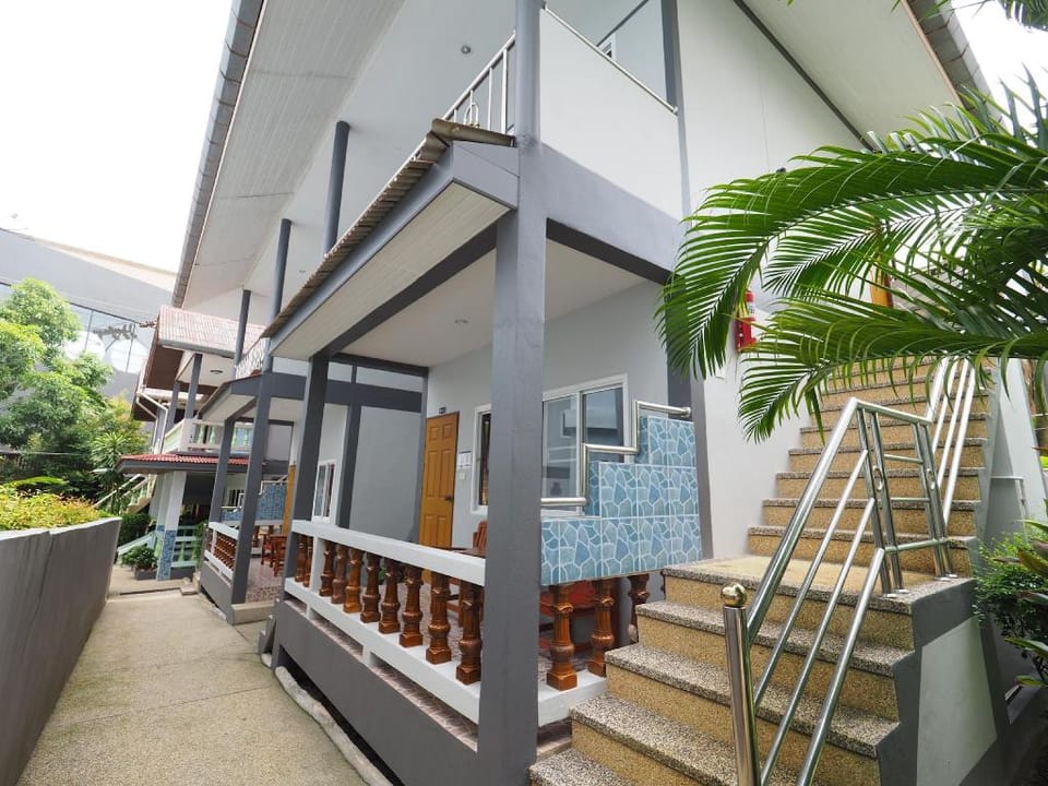 Me Mee Place & Tour Krabi Bed and Breakfast in Krabi Changwat