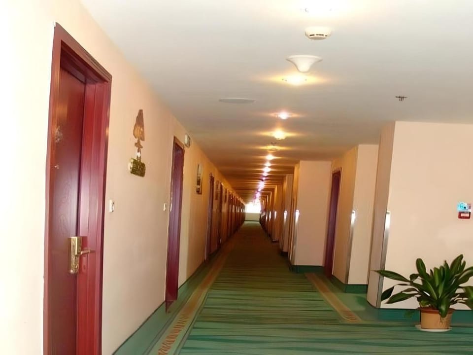 GreenTree Inn TianJin Dabeiyuan Hotel in Tianjin