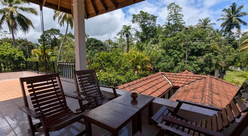 Sakura Villa Hotel in Western Province