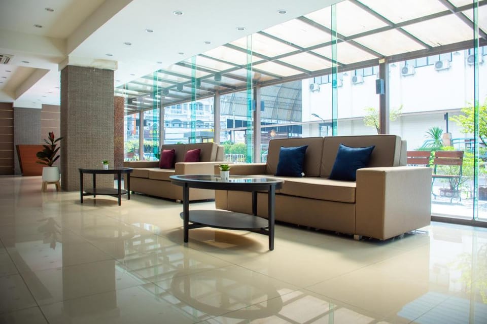 Mayflower Grand Hotel Korat Hotel in Laos