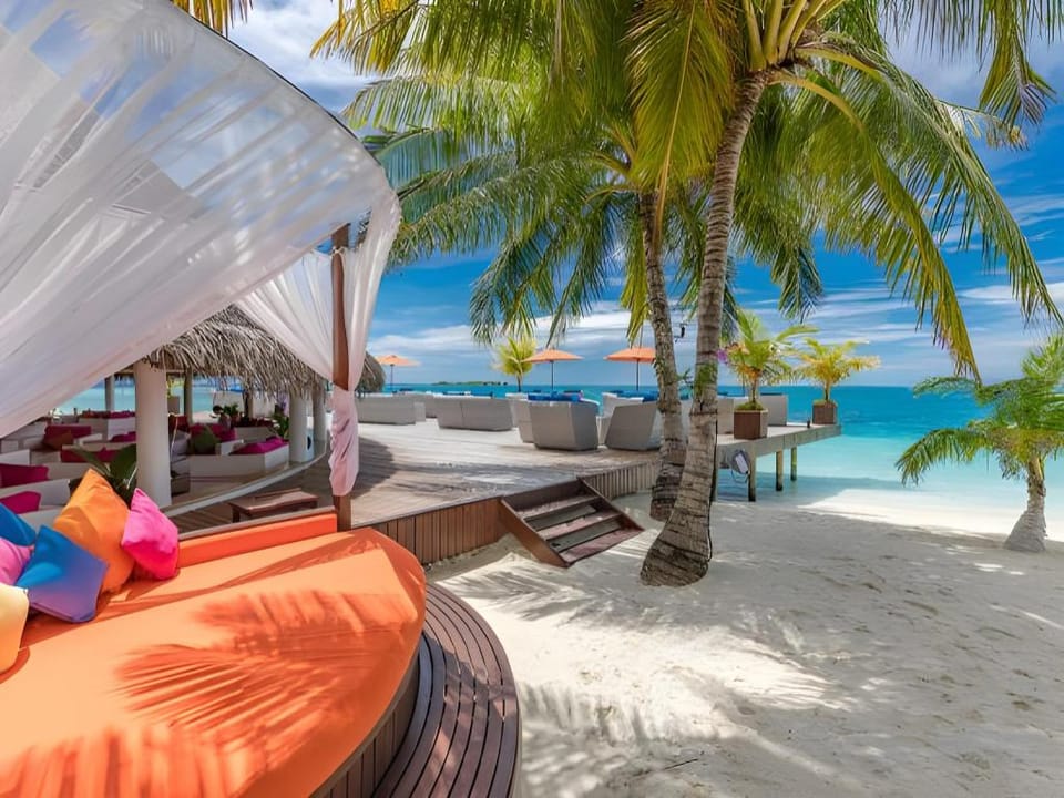 Sun Siyam Vilu Reef - 24 Hours All-Inclusive with Free Transfer Resort in Maldives
