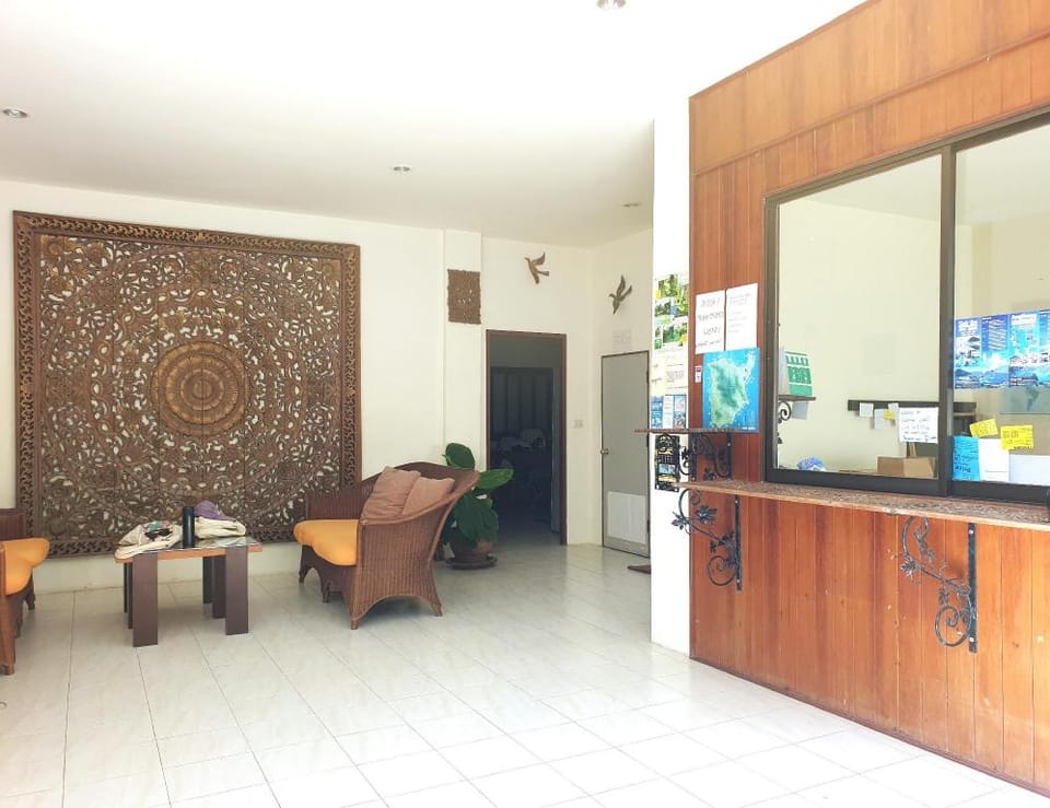 Penzy Guesthouse Inn in Ko Samui