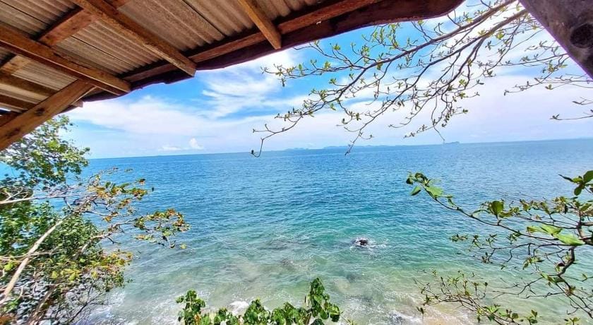 Jungle Hill Beach Bungalow Bed and Breakfast in Krabi Changwat