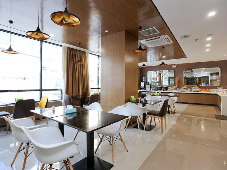 Jinjiang Inn Jinan Quancheng Park Hotel in Shandong