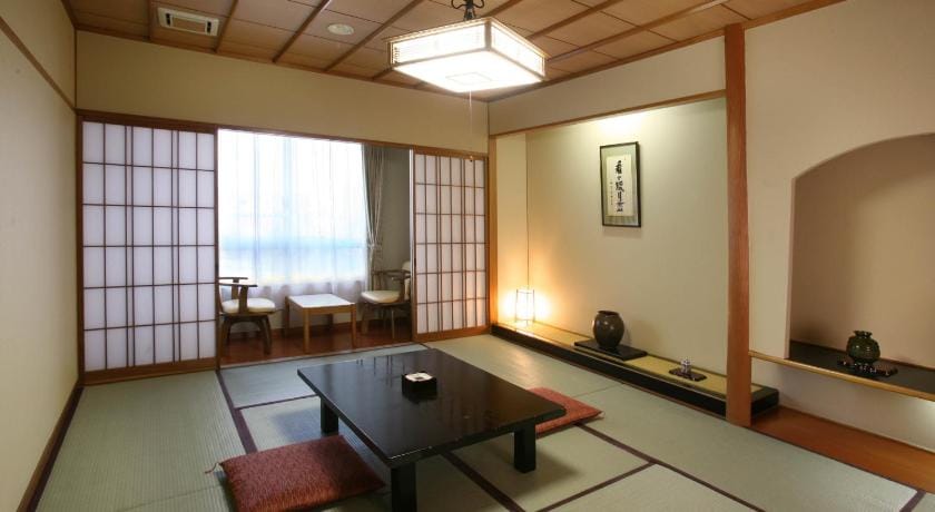 Onsen Hotel Nakahara Bessou Nonsmoking, Earthquake retrofit Ryokan in Japan