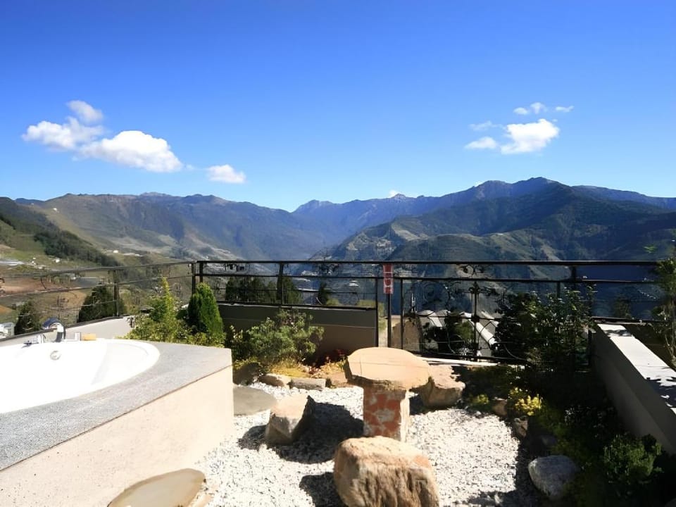 Chunjing Hill View Villa Bed and Breakfast in Taiwan, Province of China