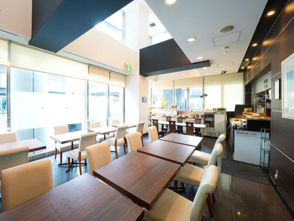 Apa Hotel Midosuji-Honmachi-Ekimae Hotel in Osaka