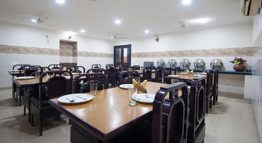 Hotel Dakha International Hotel in New Delhi