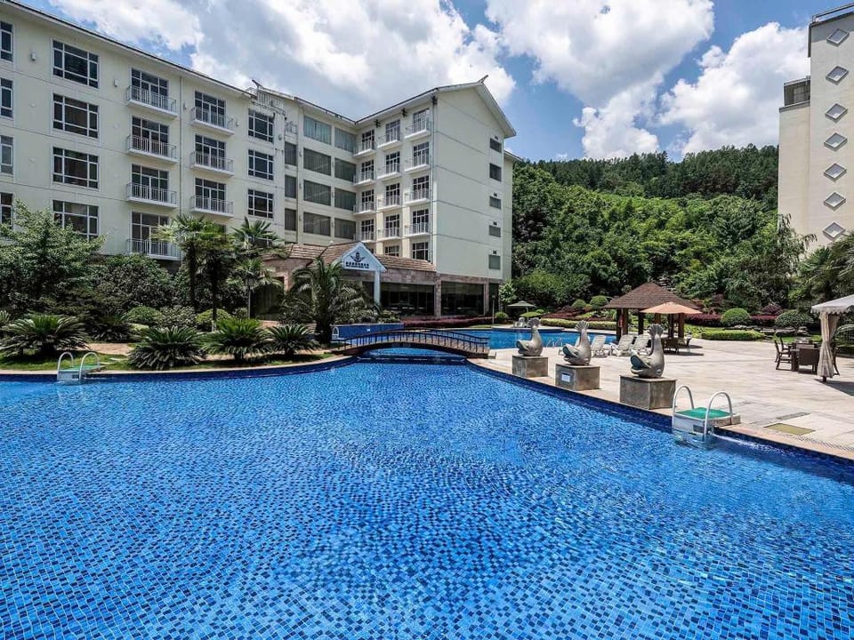 Hotel Pullman Zhangjiajie Hotel in Hubei