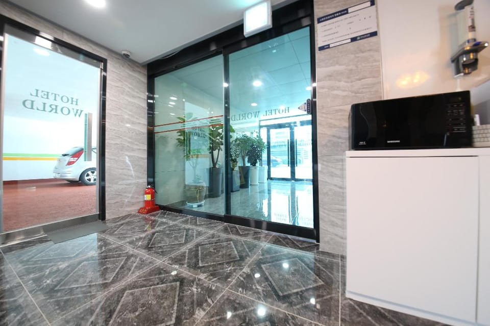 Goodstay World Hotel Hotel in Gyeonggi-do