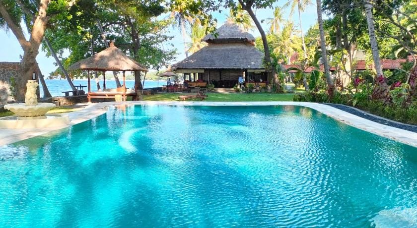 Gaia Oasis Beach Resort Hotel in Bali