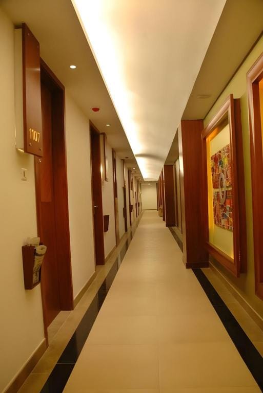 Hotel Cambay Grand - Kukas Hotel in Rajasthan