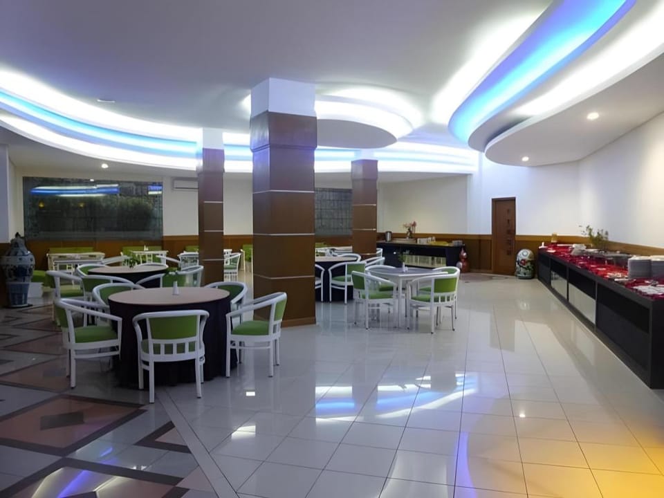 Hotel New Puri Garden Bandara Semarang Hotel in Indonesia