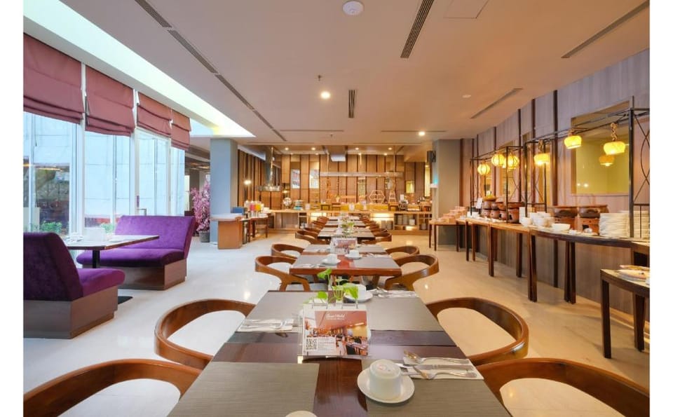 Quest Hotel Simpang Lima - Semarang by ASTON Hotel in Indonesia
