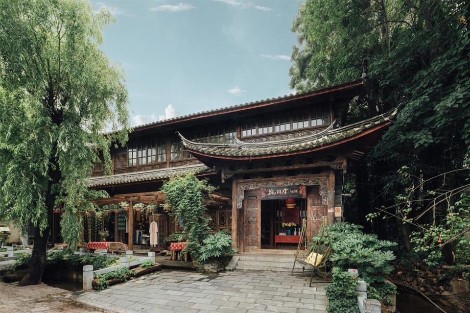 Blossom Hill Inn Lijiang Apartment in China