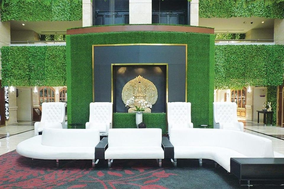 Surabaya Suites Hotel Powered by Archipelago Hotel in Surabaya