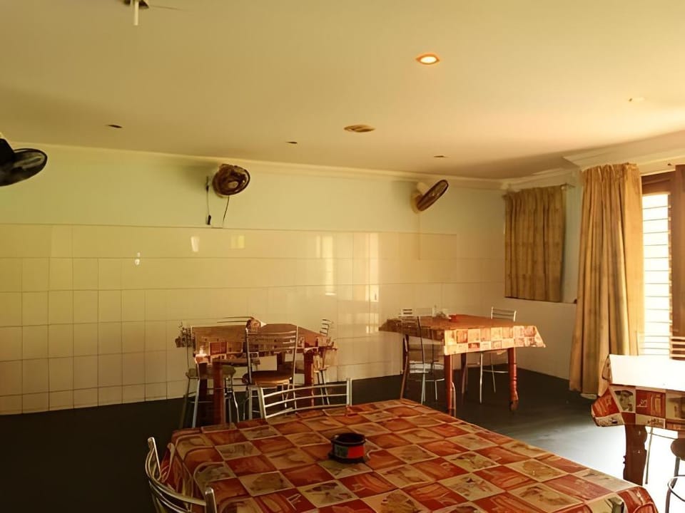 Sree Visakh Hotel Hotel in Thiruvananthapuram